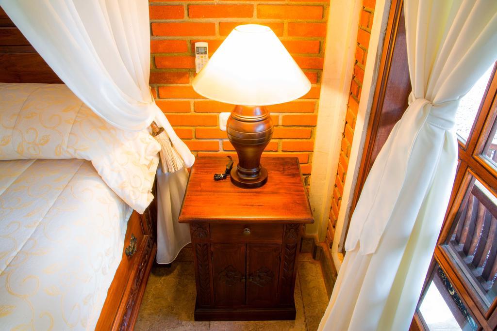 Ari La Homestay Ubud  Bagian luar foto