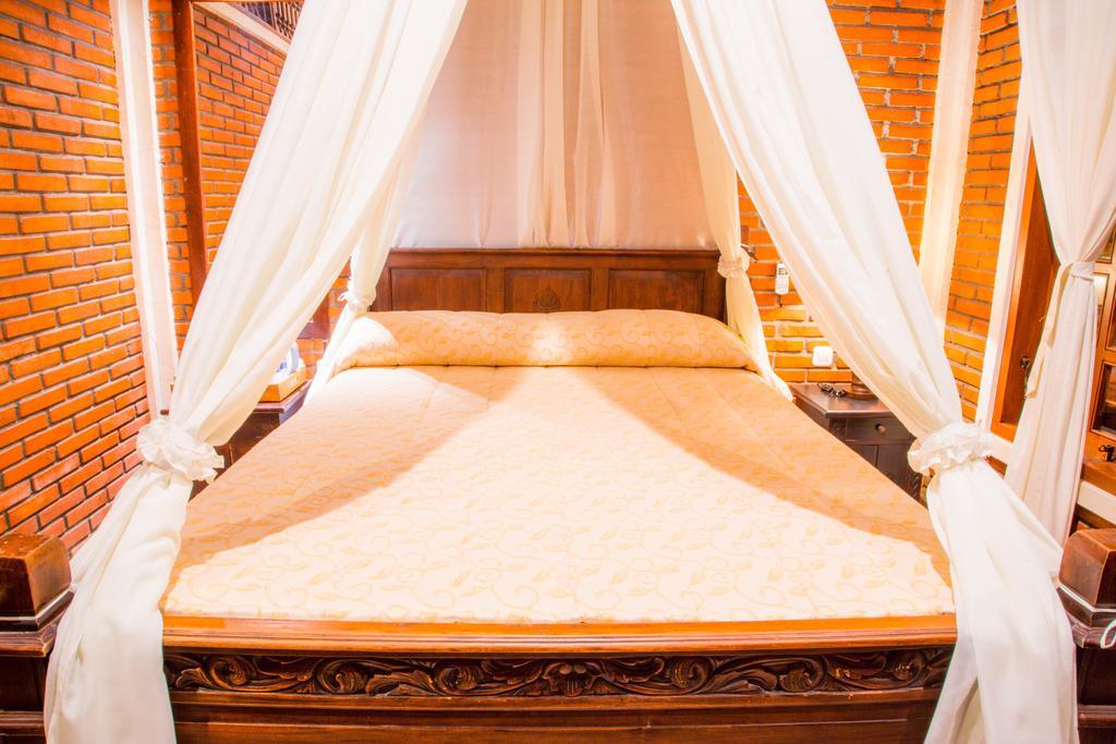 Ari La Homestay Ubud  Bagian luar foto
