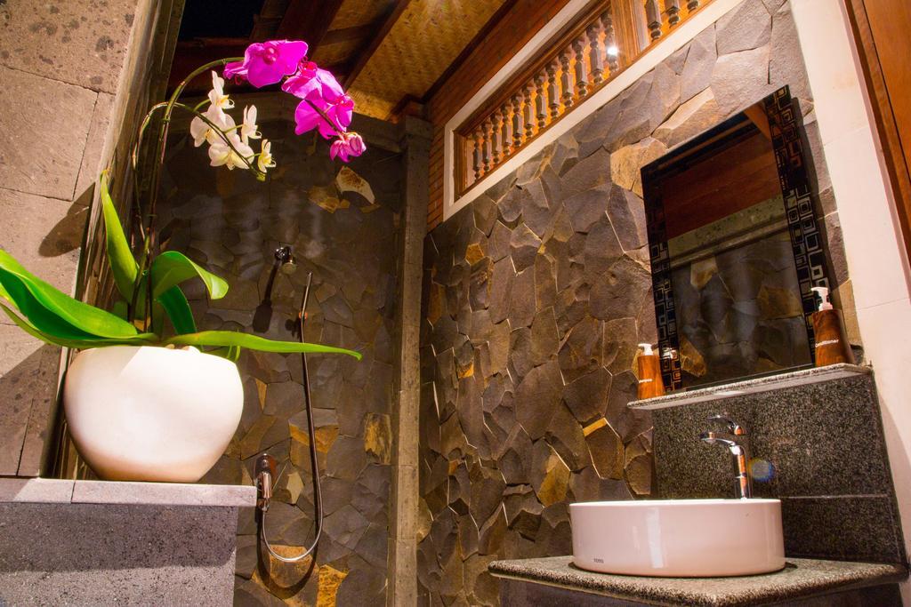 Ari La Homestay Ubud  Bagian luar foto